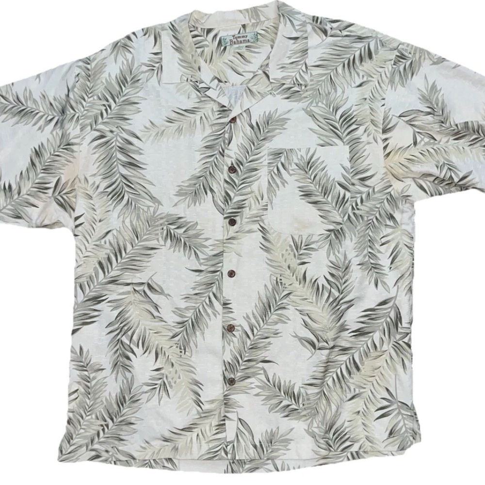 Tommy Bahama 100% silk leaf pattern button down shirt